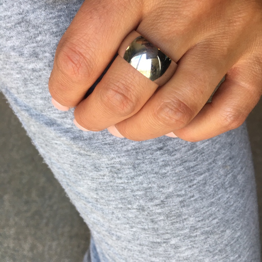 Ring - Picture 2 of 2